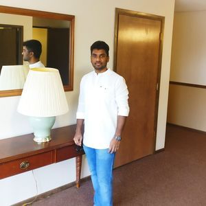 Meet your Posher, Prem